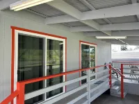 Enjoyable cottage with free private parking in charming Pāhoa Hotels in Hawaiian Beaches