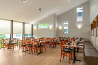 Holiday Inn 科德角 - 海恩尼斯 - 早餐