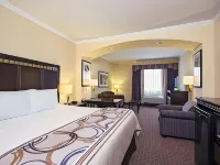 La Quinta Inn & Suites by Wyndham Cleburne Hotels in Cleburne