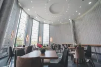 Louis V Hotel Beirut - breakfast