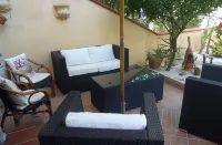 Stately home 50 meters from the sea. Perfect for families