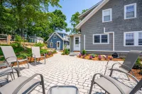 Steps to Beach & Downtown OGT - Screened in Porch