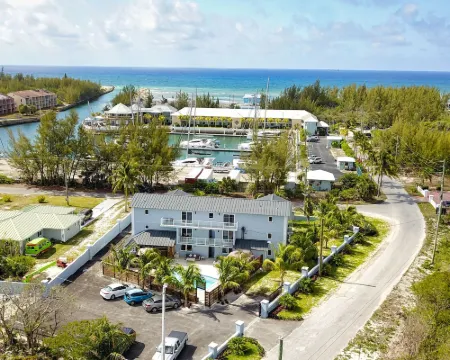 Villa Marina Suites Hotels in Freeport
