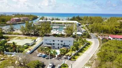 Villa Marina Suites