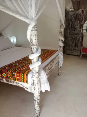 Paradise Lagoon B&B