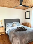 Waterfront Sunset Cove Cottage!