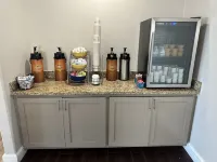 Days Inn by Wyndham Valdosta I-75 - breakfast