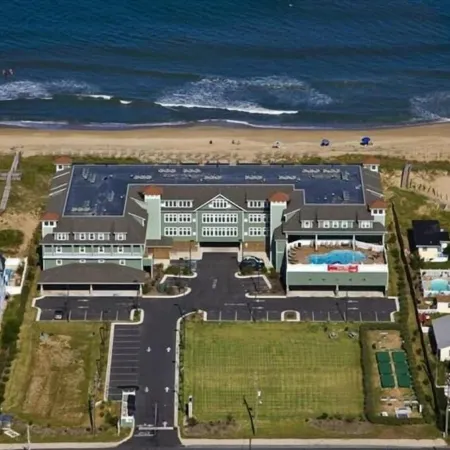 High-End OBX Oceanfront Condo - Corner 2 BR- Breathtaking!