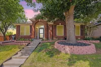 Poolside Playhouse: Arcade & Iconic Themed Fun