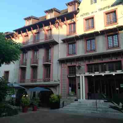 Hôtel Restaurant La Truffe Noire Hotel Exterior
