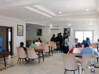 ISKCON Prayagraj Guest House - Aamiainen