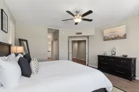 Sunset Oasis: 4 Bed Retreat w/ Pool Heating Included! Stunning Golf Course Views
