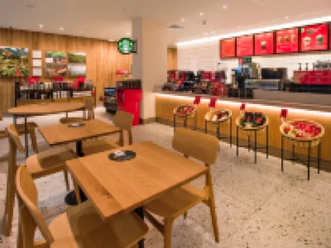 DoubleTree by Hilton Hotel Newark Hotels in Newark