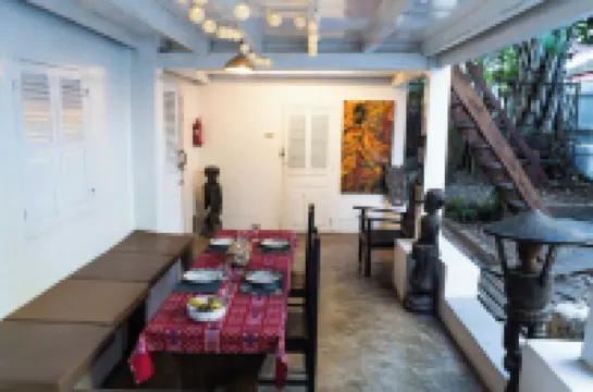 Charming 2-bedroom apartment in a Heritage Villa with AC