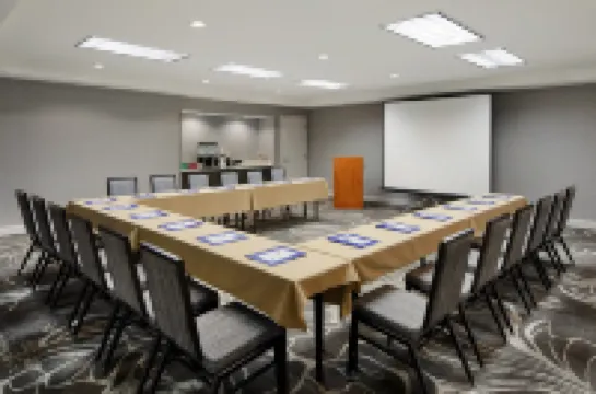 Hilton Garden Inn Cincinnati Northeast Hoteles en Condado de Clermont