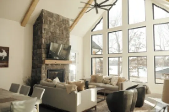 Barefoot Bay HideawayA Spacious Lakefront home on Lake Bob Sandlin