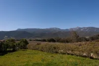 Studio Figari, au Calme Avec Magnifique vue sur la Montagne et les Vignes