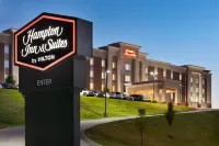 Hampton Inn & Suites Parkersburg Downtown Hotel a 