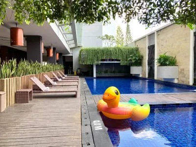 Crystal Lotus Hotel Yogyakarta Các khách sạn gần University of Technology Yogyakarta