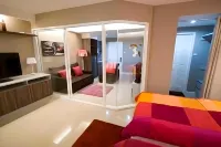 Jpark Residences at Thammasat Rangsit Hotels in Khlong Luang