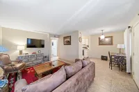 Charming Condo in Downtown Wickenburg - Walk to Events, Shopping and Dining