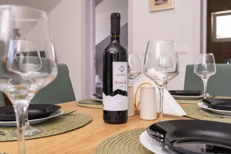 Peaceful Sea-View Villa Near Dubrovnik – Perfect for Families & Groups