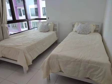 Cozy Condo @ Melaka Top Hill CityView 7-9pax Отели в г. Айер-Керох