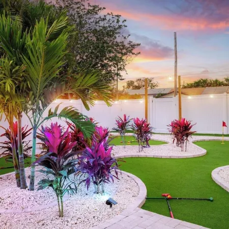 THE BEST Clearwater Private Resort! Heated Pool