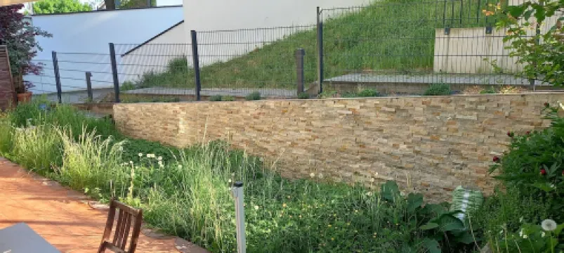 In the middle of Alt-Seckbach