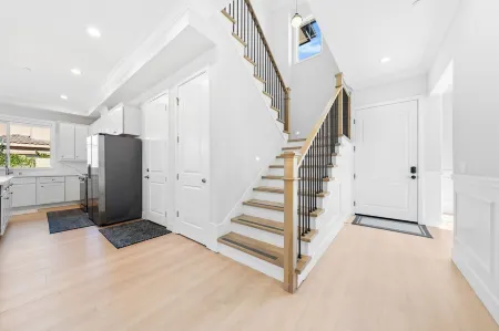 4 New Construction in 2024 luxury home 4B/4.5B