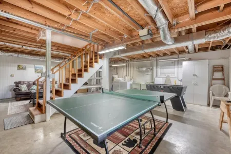 Pet-Friendly Mountain Retreat w/ Firepit - Lazy Daze Get a Way Отели в г. Юнион