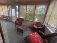 3 bed Traditional Style peaceful house near Downtown Chatham