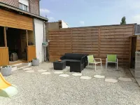 Private gite / vacation home with swimming pool private and secure parking... Hotels in Lillers