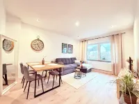 Modern vacation apartment in the heart of Neheim - ideal for families & business guests Hotels in Neheim-Husten