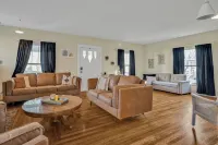 Spacious, Cozy Colonial Home