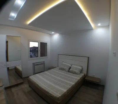 Superb brand-new apartment with pool view Các khách sạn gần Le Chateau Des Anges