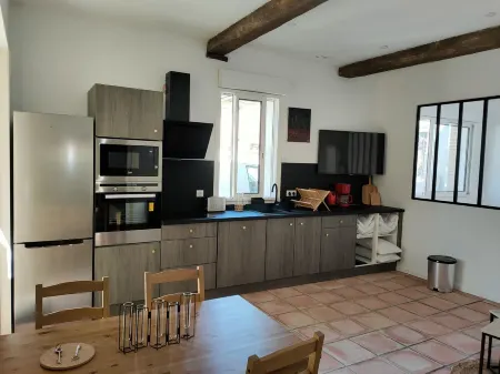 Le gîte du Vigneron Отели в г. Альбьа