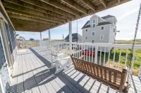 Gensis on the Water, VIEWS!, VIEWS!, VIEWS! Hotels in Kinnakeet