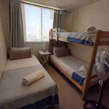 A2 Nice, Cozy, Stylish, 2D2B, Subway front door Rooms