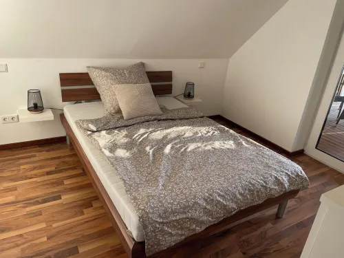 Vacation apartment directly on the lake Hotels in Kalkar