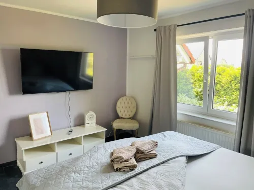 Ferienhaus Seenah. 5 Min zum Hainer See - Eigene Fewo - Ideal für 4 Personen - Các khách sạn ở Neukieritzsch