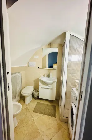 Historic Cassiopea house, close to the historic center with parking space Отели в г. Челье-Мессапика