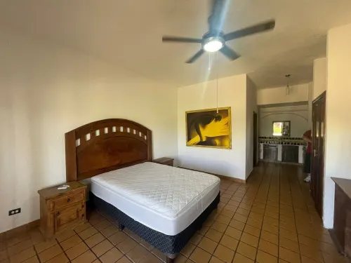 2 bedroom Condo 1 block from the beach