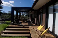 Spa and a 5 minute walk to the water