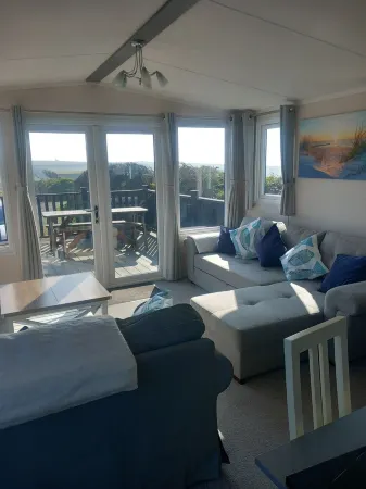 Valley View -panoramic views of Rame Peninsula Отели в г. Торпойнт