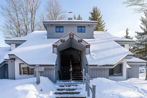 Fully Renovated 2 Bedroom Condo at The Woods Resort & Spa in Killington, Vermont