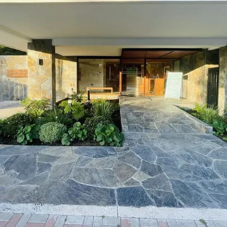 Apartamento a Estrenar, Céntrico, Cerca de Playa Grande. Cochera. Equipado Full