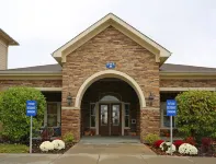 "Spacious 4-Bedroom Apartment in the Heart of Warrensburg near UCM! - Bintang 2