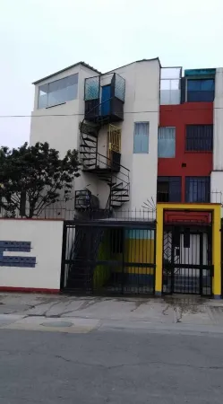 Mini independent apartment Отели рядом с достопримечательностью «Park Juana Alarco de Dammert»