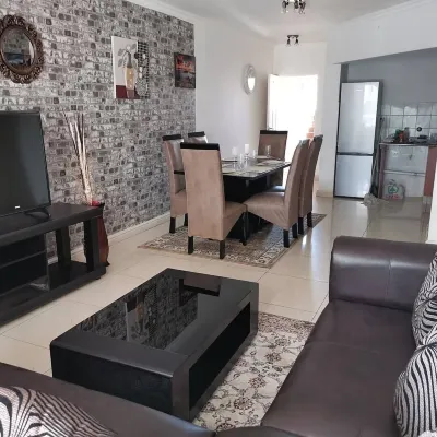 40 La Mer, in front of Illovo beach Hotels in Kingsburgh